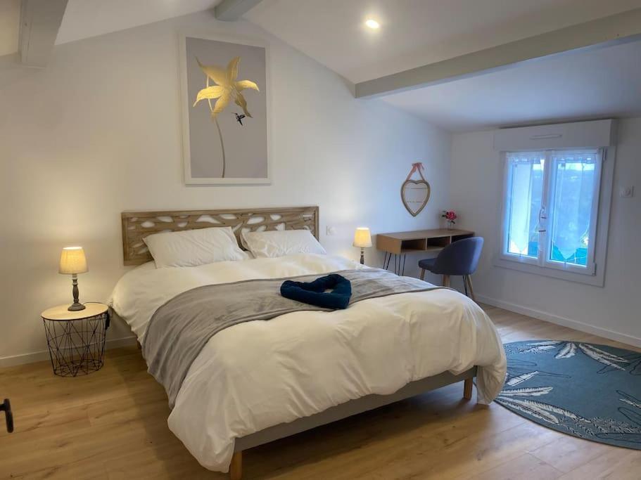 Le Lion D'Or Apartment Bessines ภายนอก รูปภาพ
